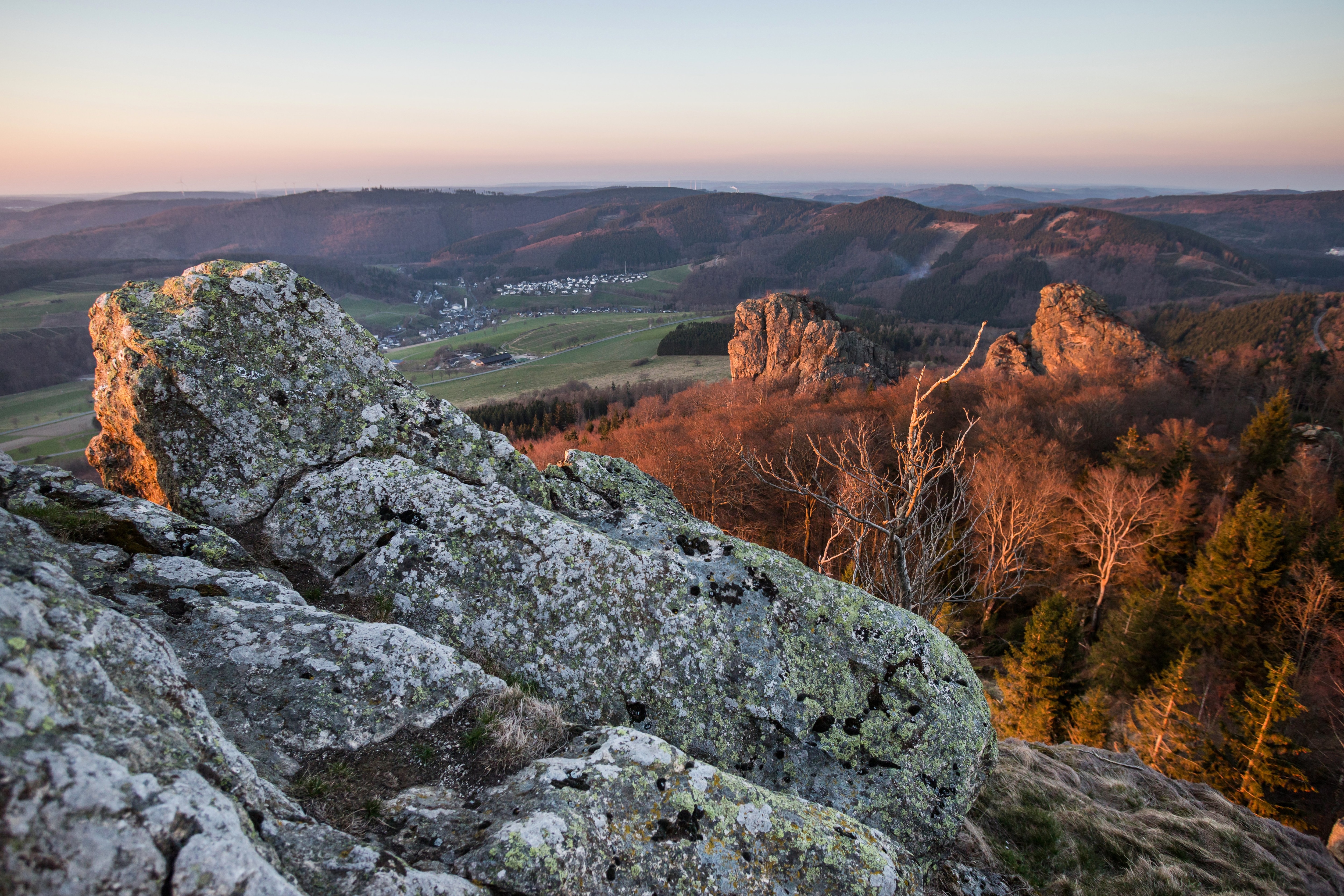 Bruchhausener Steine auf dem Rothaarsteig Wandern im Sauerland