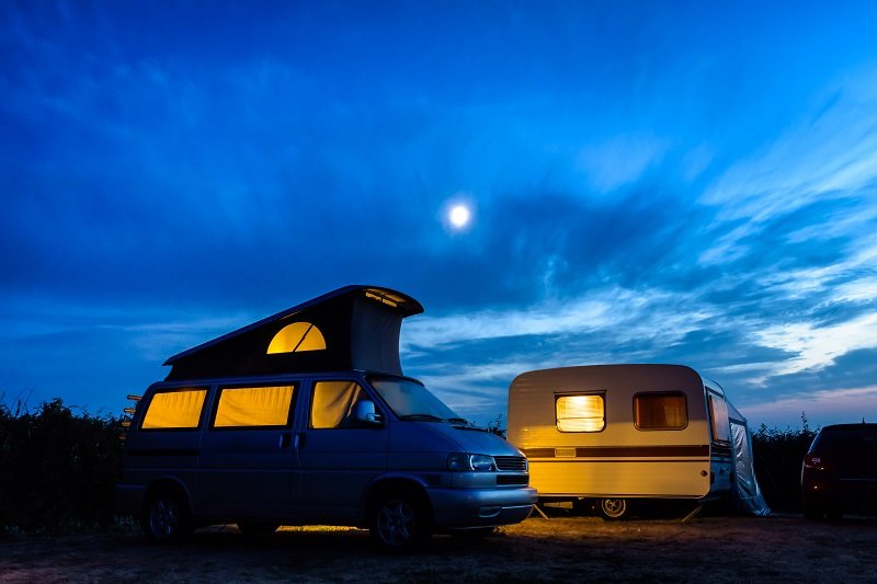 Campervan with lifting roof