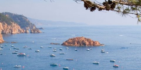 Camping in Spain: Costas and culture